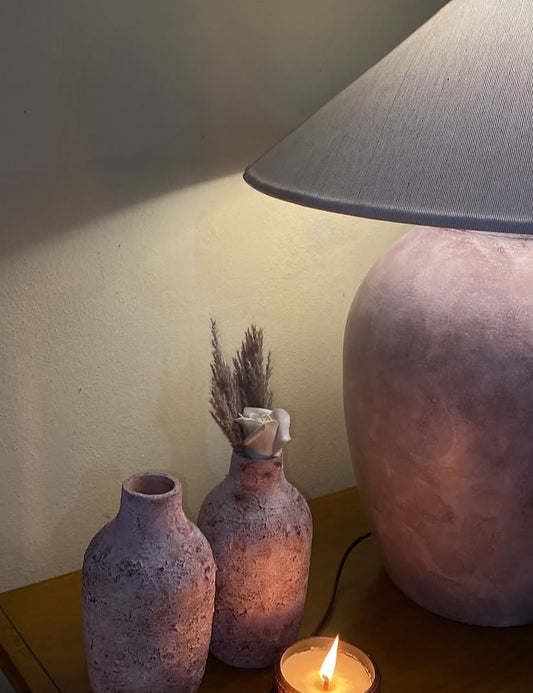 Minimalist Rounded Base Lamp with Linen Shade