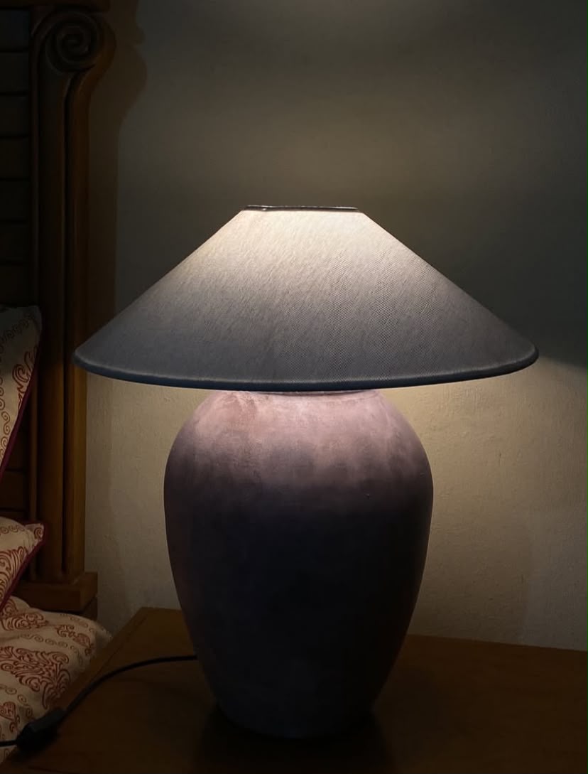 Minimalist Rounded Base Lamp with Linen Shade
