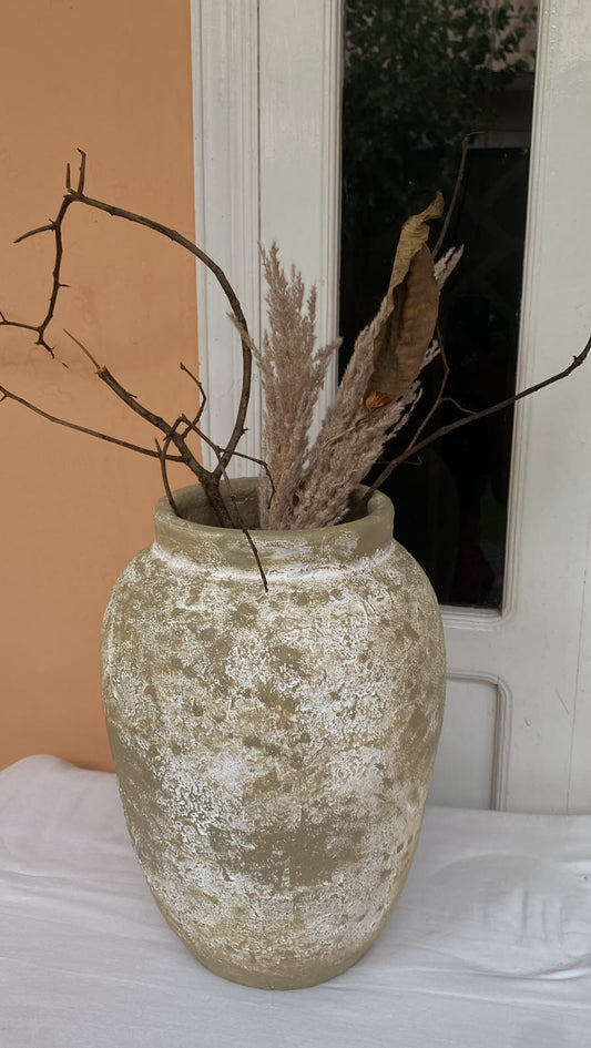 Vintage Distressed Ceramic Decorative Vase – Rustic Beige & White Finish