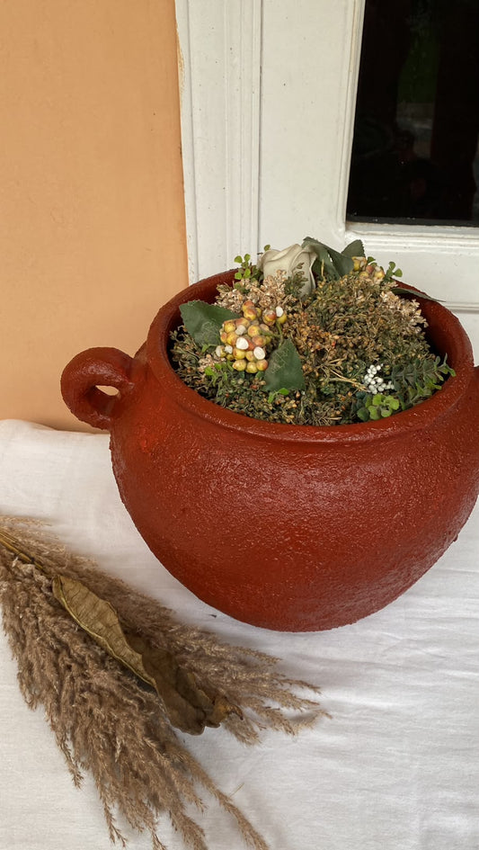 Rustic Terracotta Urn Planter – Vintage Red Clay Decorative Pot with Handles